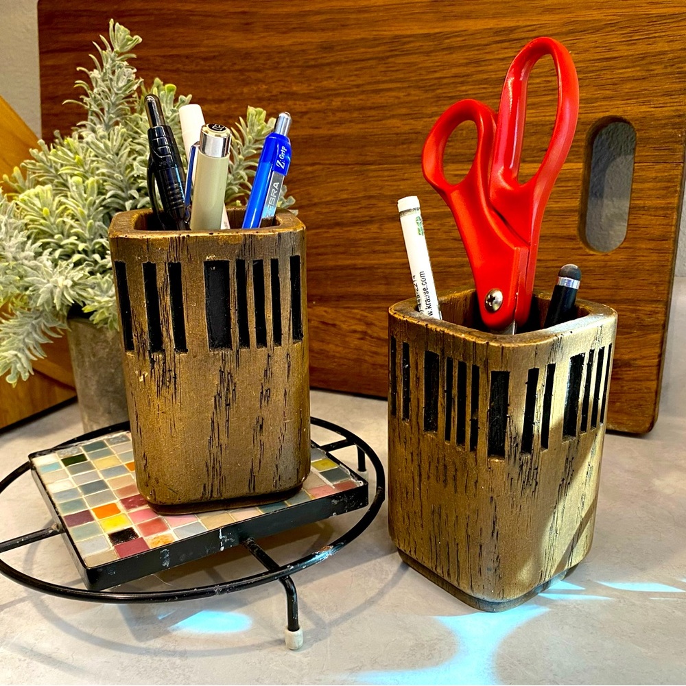 VTG Pair of Faux Wood Pencil Holders, HTF rare